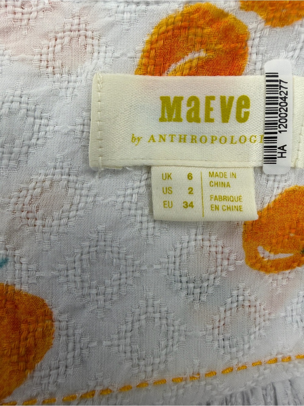 Maeve Anthropologie White Button-Front Top with Orange Fruit Print Size 2 - Picture 9 of 13